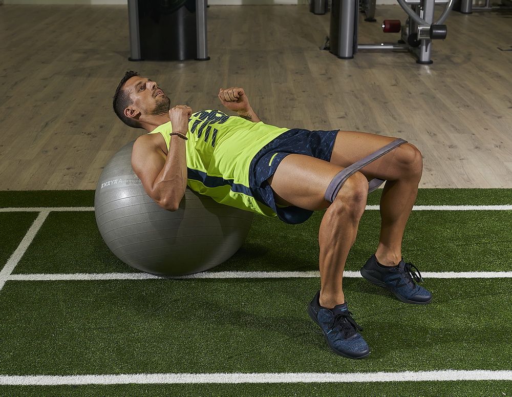 Un ejercicio del entrenamiento mediterraneo ejecutado por raul notario